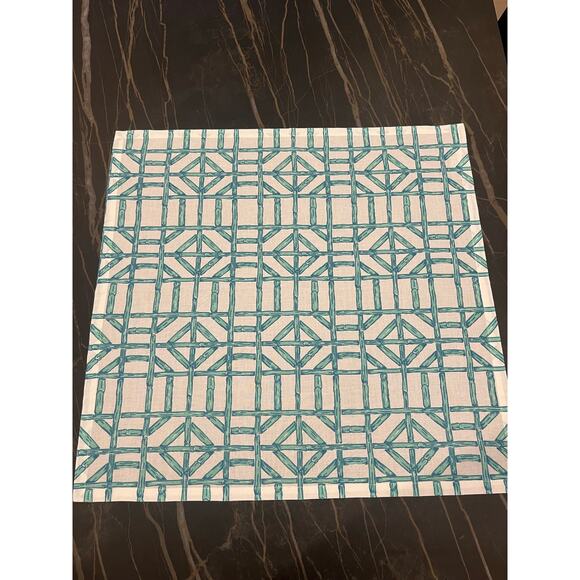 Adorable Pomegranate Inc. Cotton Napkins (4) - Picture 4 of 5